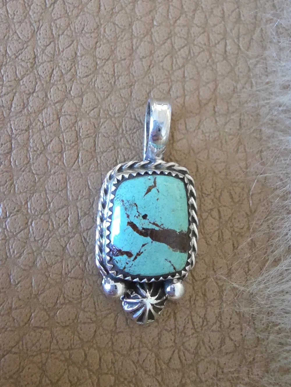 Gorgeous NWOT Native American Navajo Mine #8 Turquoise Pendant 🩵🎁🤎